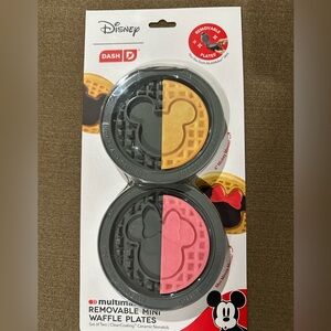Disney Dash 2 Pack Mickey & Minnie Mouse Removable Pate for the MultiMaker Mini